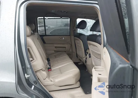 2009 Honda Pilot Touring z USA, uszkodzony, nr VIN 5FNYF48959B019833